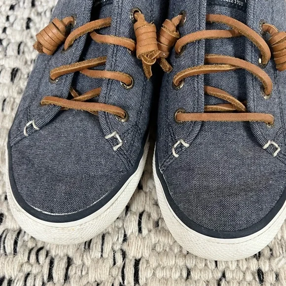 Women’s Sperry Denim Boat Shoes - Picture 7 of 8